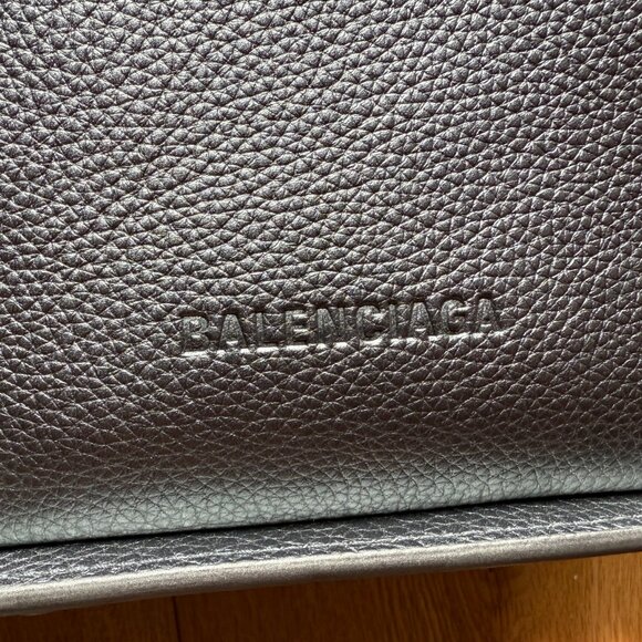 The absolute coolest Balenciaga Tool 2.0 S crossbody/everyting bag!  NWOT - Picture 9 of 16